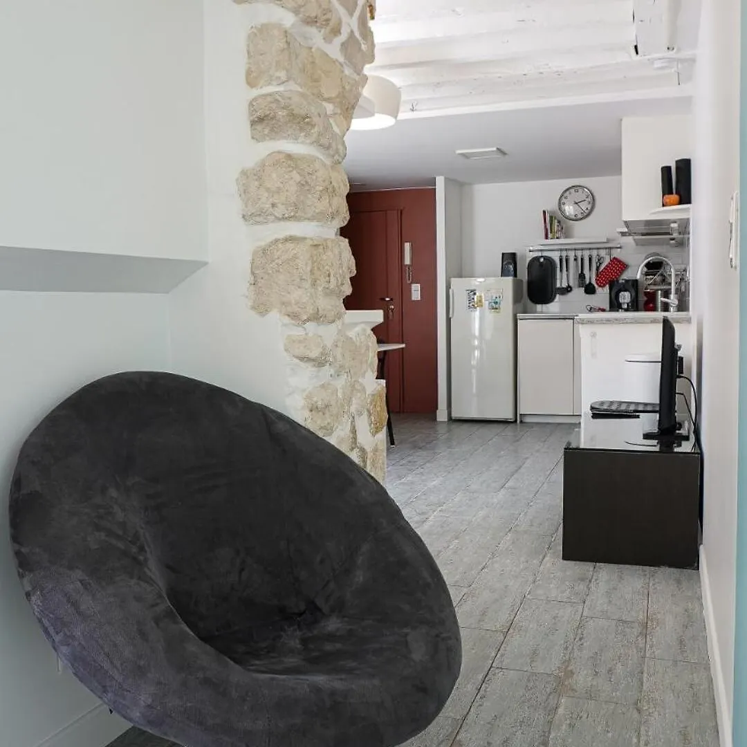 Cozy Apartment In Le Marais Paris